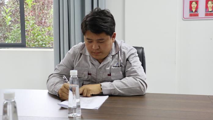 冠軍 (2) 冠軍 (2)